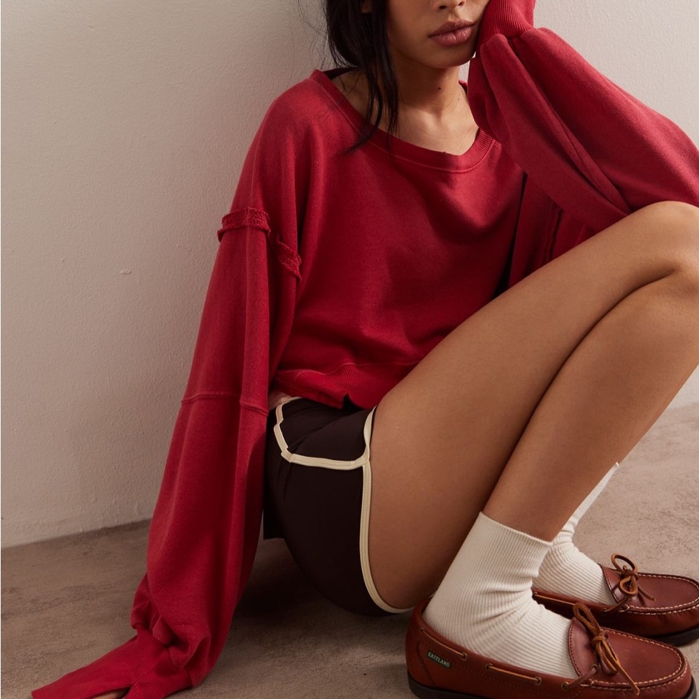 CAMDEN CROPPED SWEATSHIRT RED CONVERTIBLE
